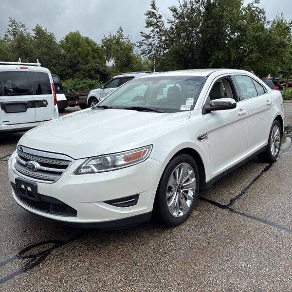 2011 FORD Taurus