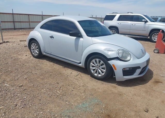 2017 VOLKSWAGEN Beetle