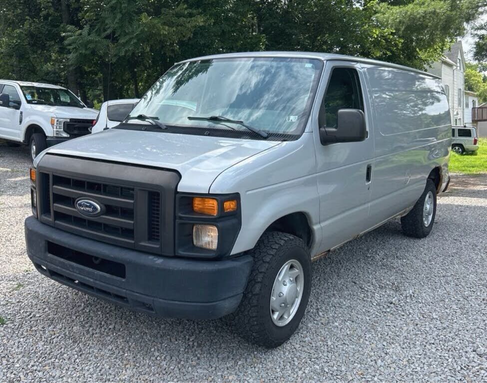 2011 FORD E-250