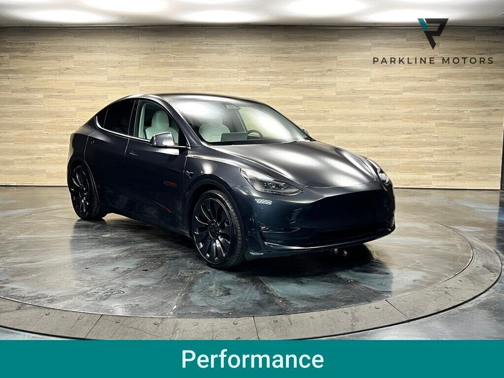 2024 TESLA Model Y