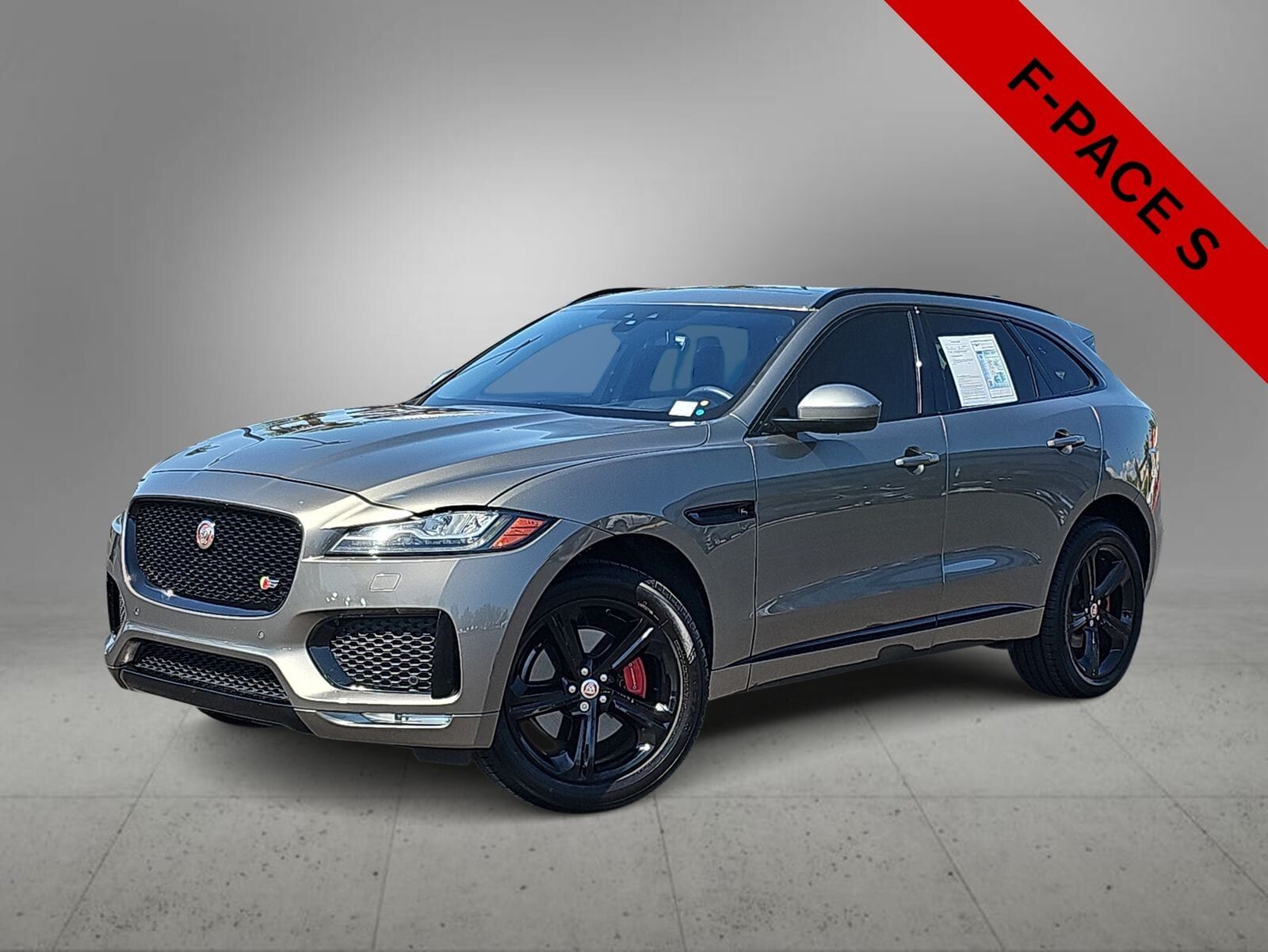 2018 JAGUAR F-Pace