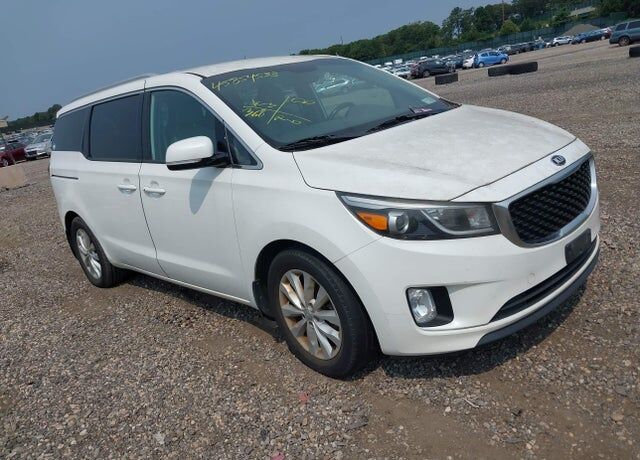 2016 KIA Sedona