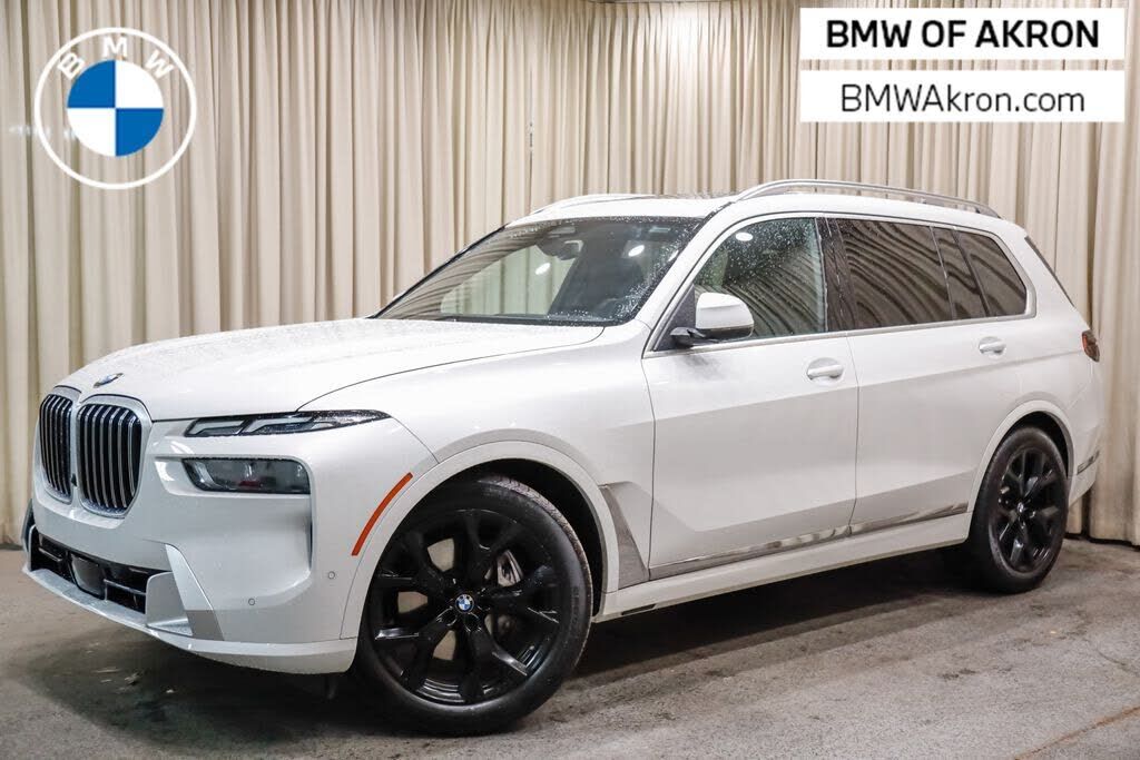 2025 BMW X7