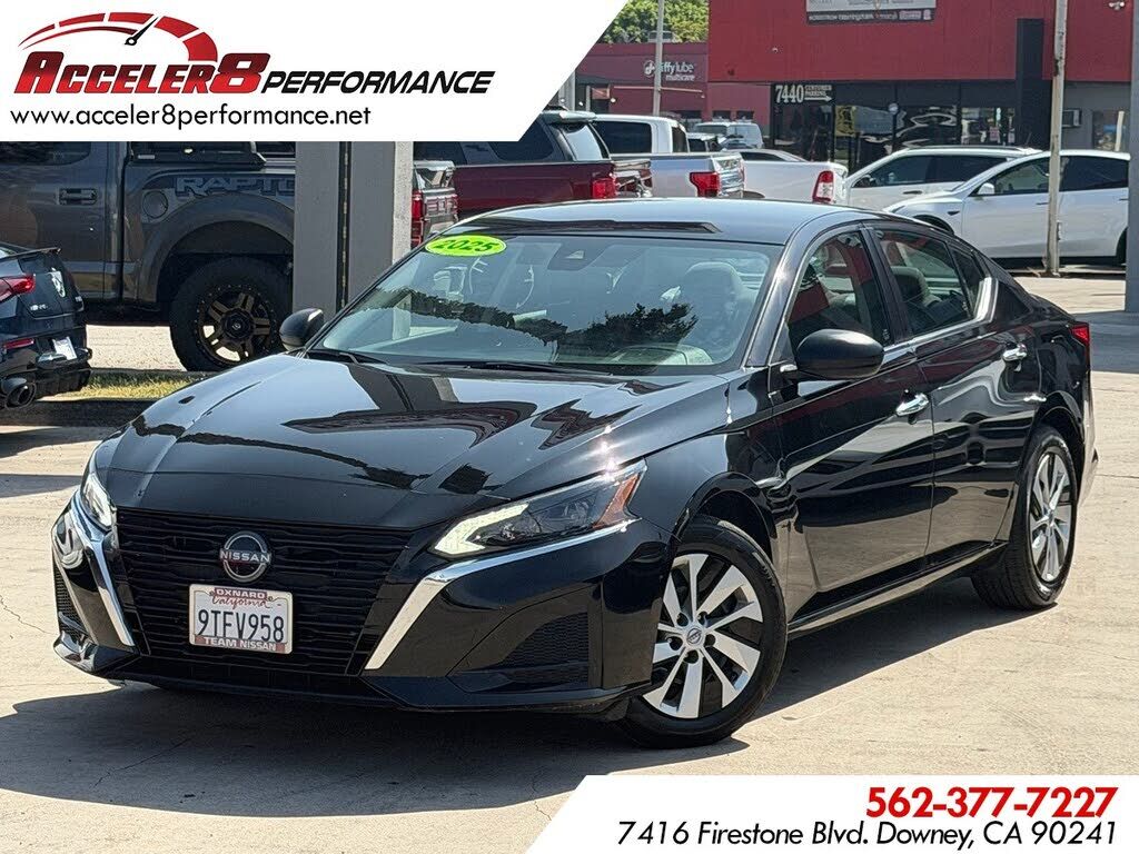 2025 NISSAN Altima