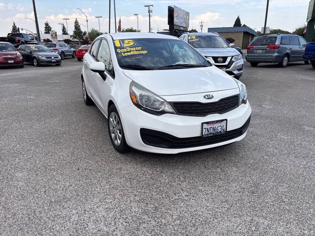 2015 KIA Rio