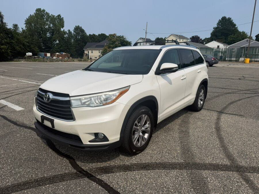 2015 TOYOTA Highlander