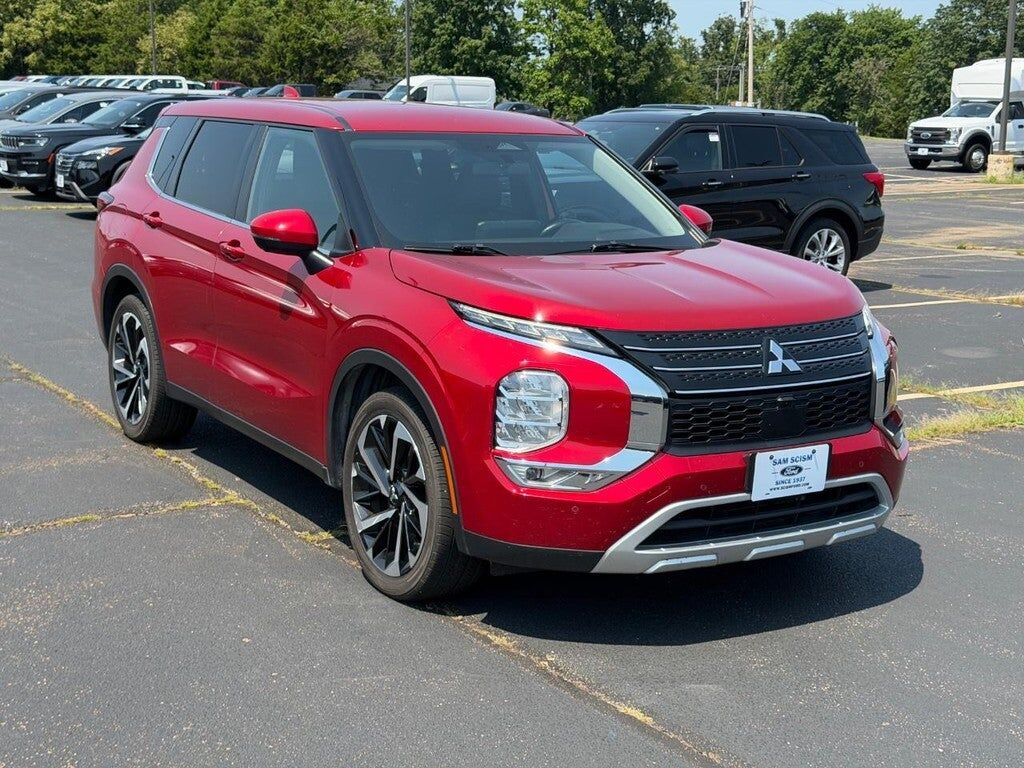2024 MITSUBISHI Outlander