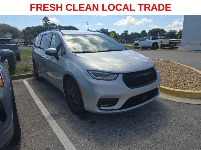 2023 CHRYSLER Pacifica
