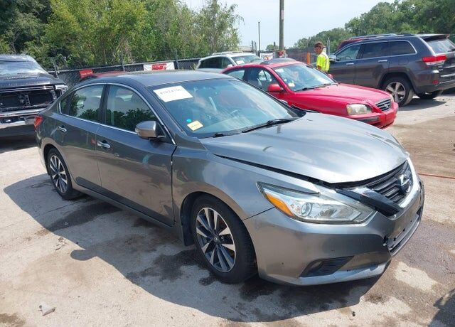 2016 NISSAN Altima