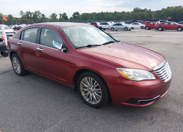 2012 CHRYSLER 200