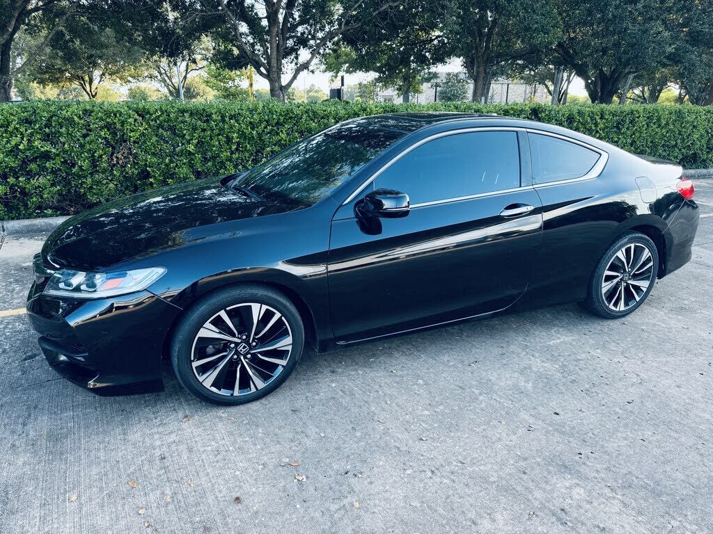 2016 HONDA Accord