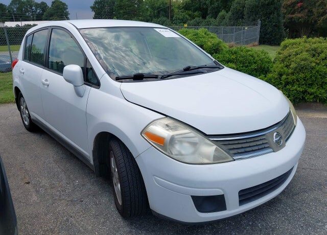 2009 NISSAN Versa