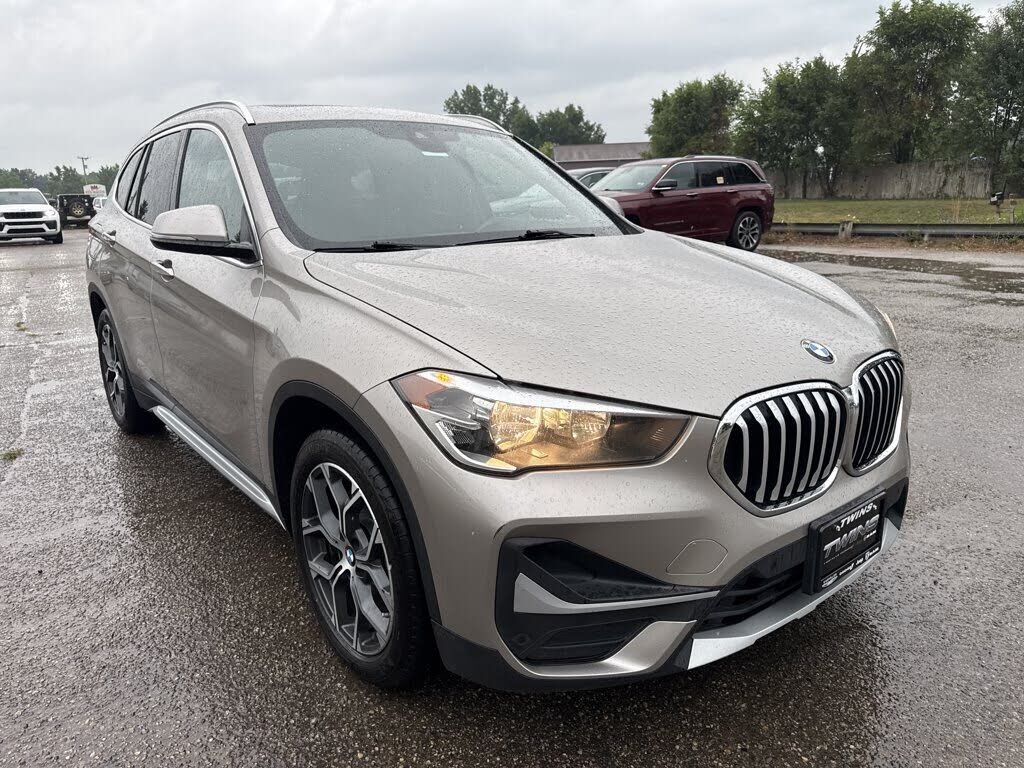 2022 BMW X1