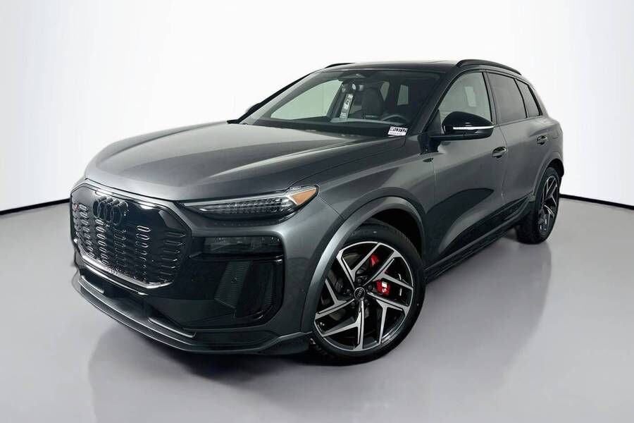2027 AUDI SQ6