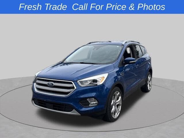 2017 FORD Escape