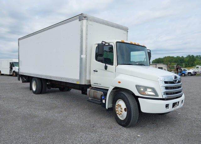2015 HINO Conventional Type Truck