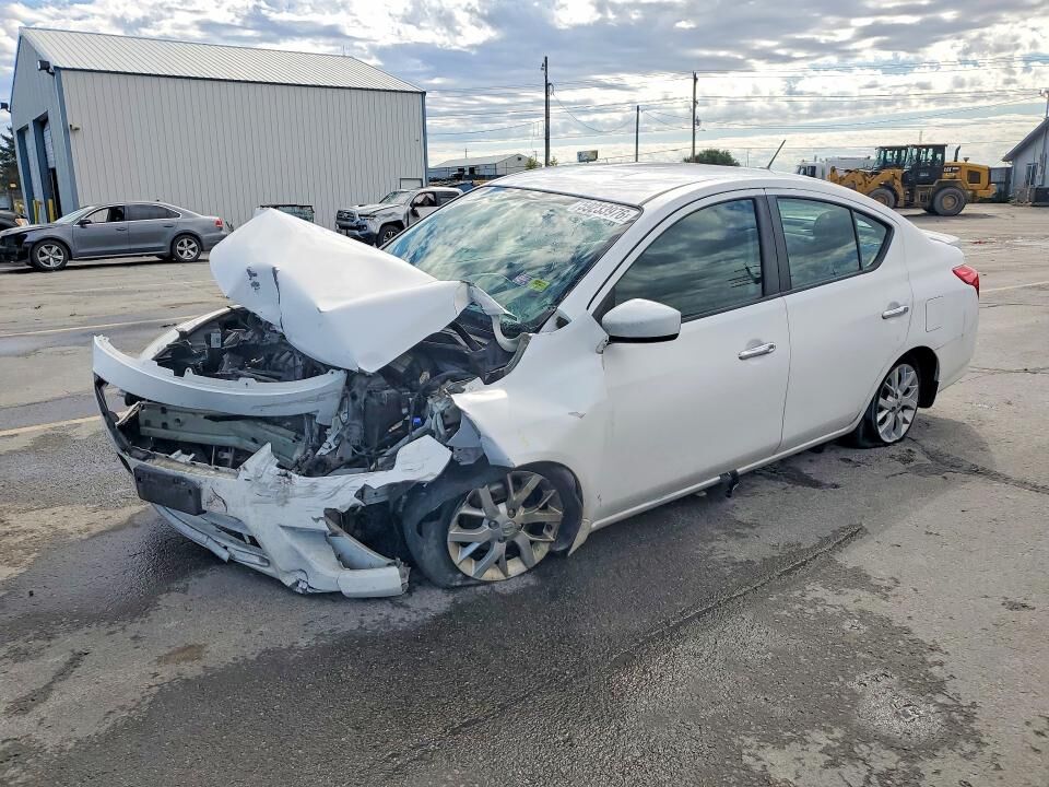 2018 NISSAN Versa