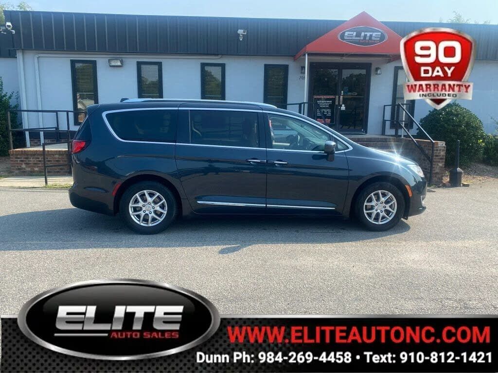 2020 CHRYSLER Pacifica