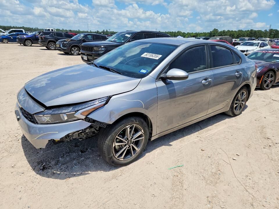 2023 KIA Forte