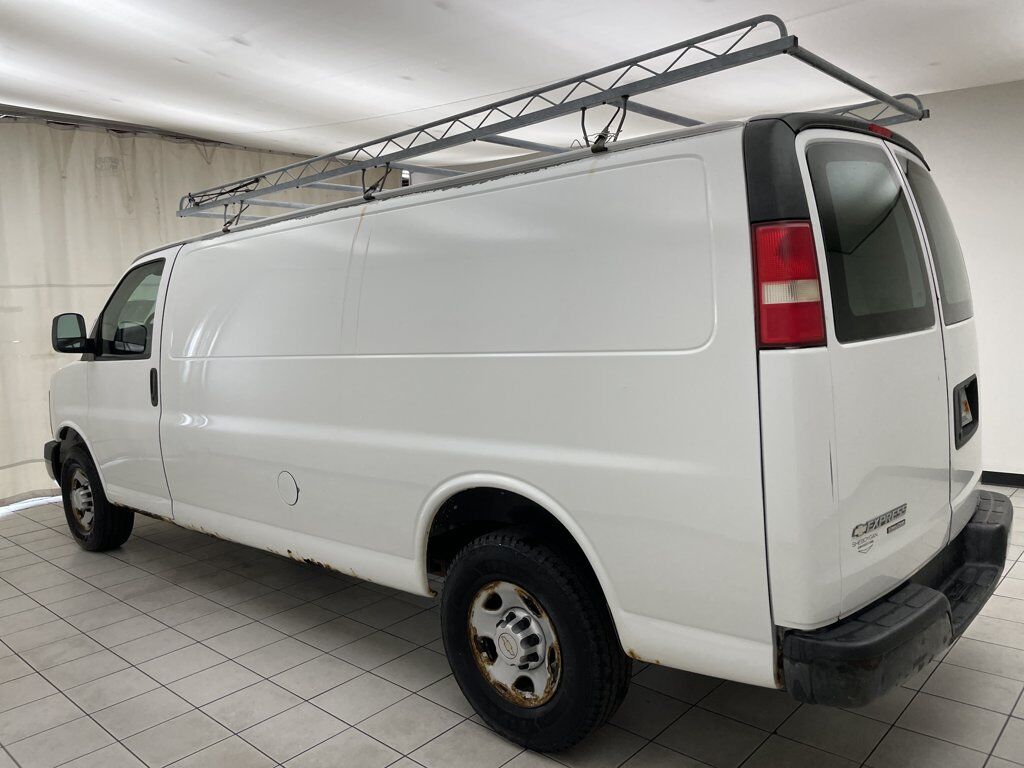 2012 CHEVROLET Express