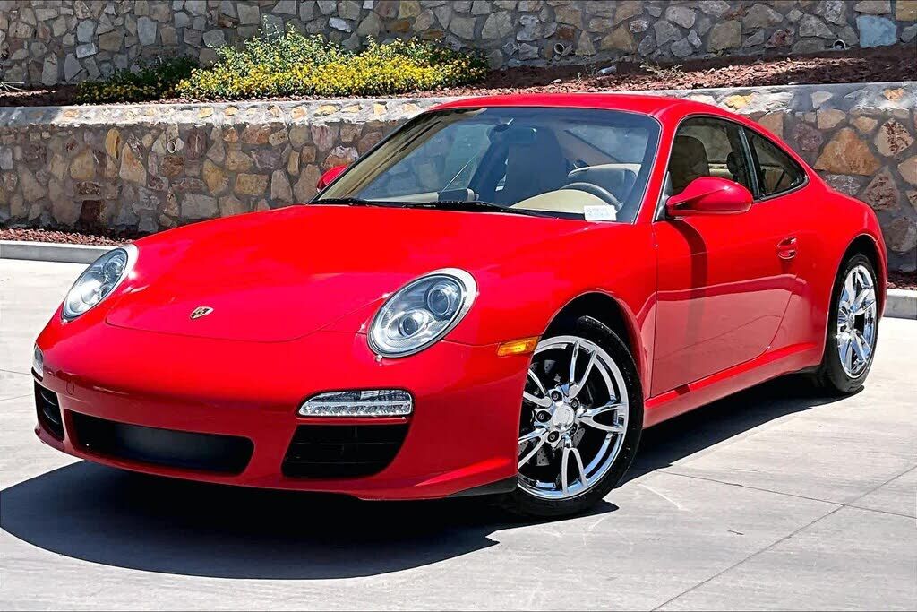 2010 PORSCHE 911
