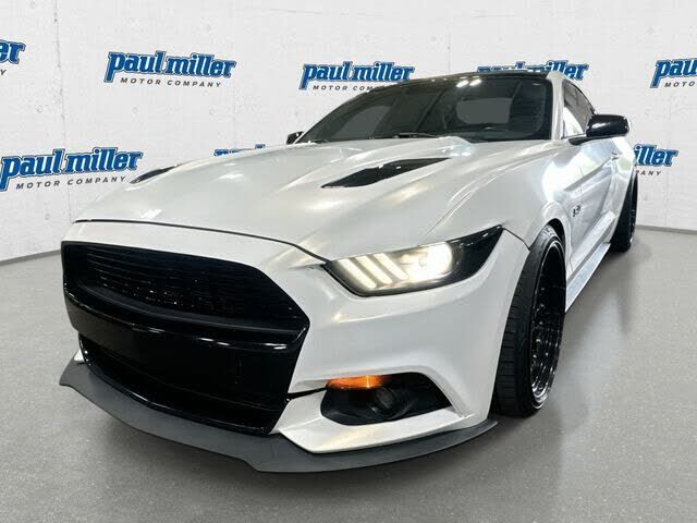 2016 FORD Mustang