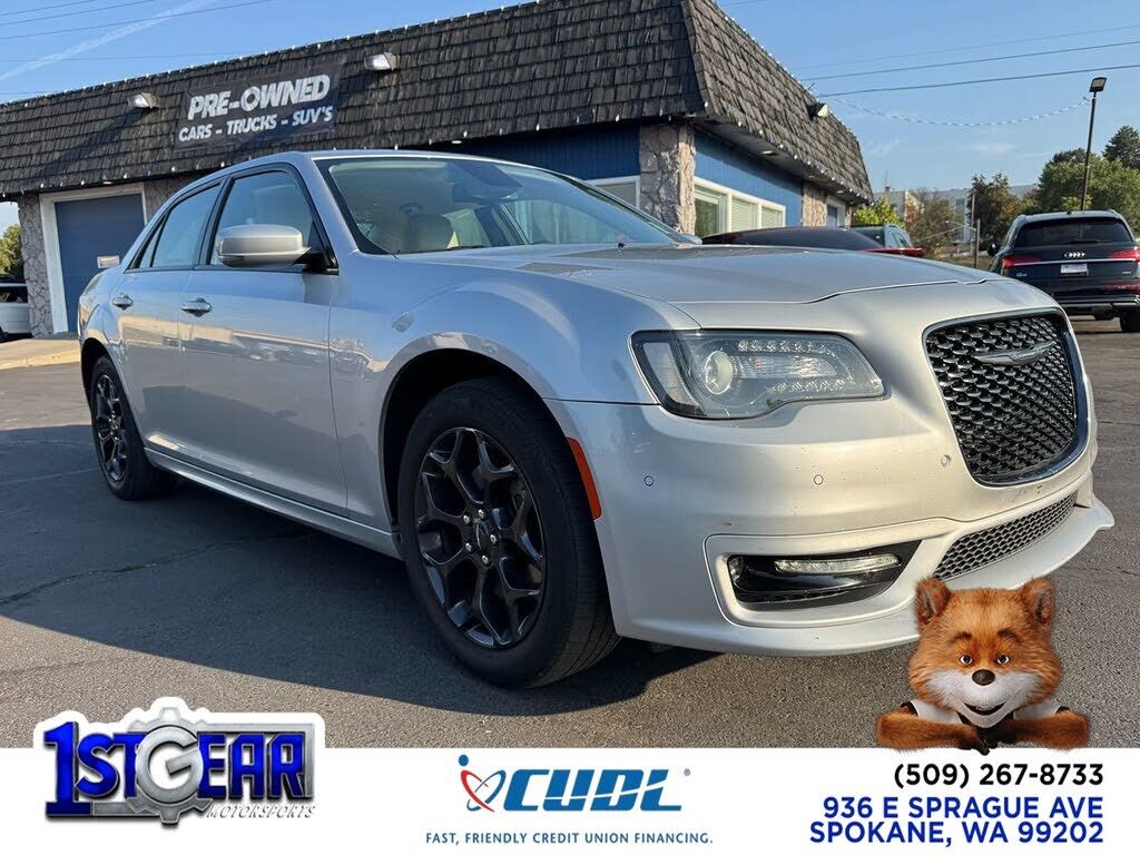 2022 CHRYSLER 300