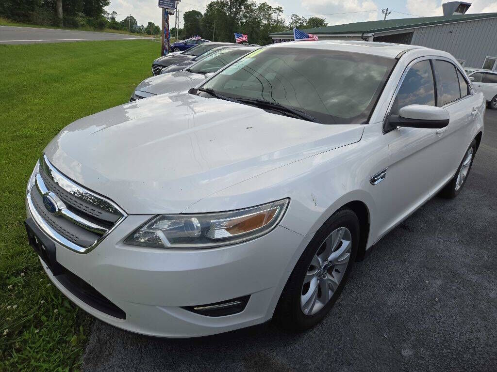 2011 FORD Taurus