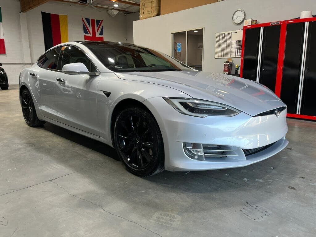 2018 TESLA Model S