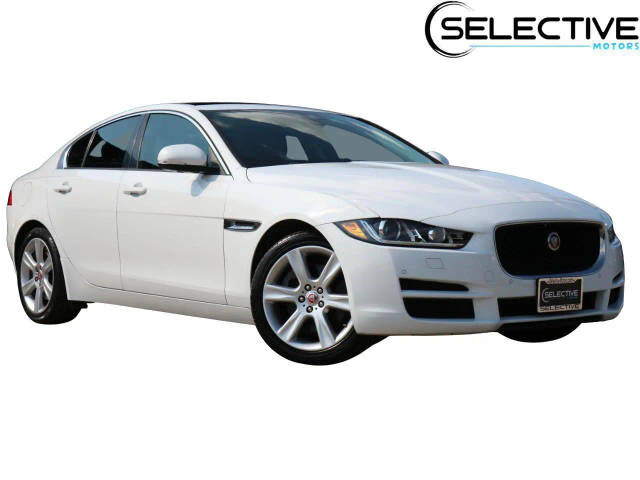 2017 JAGUAR XE