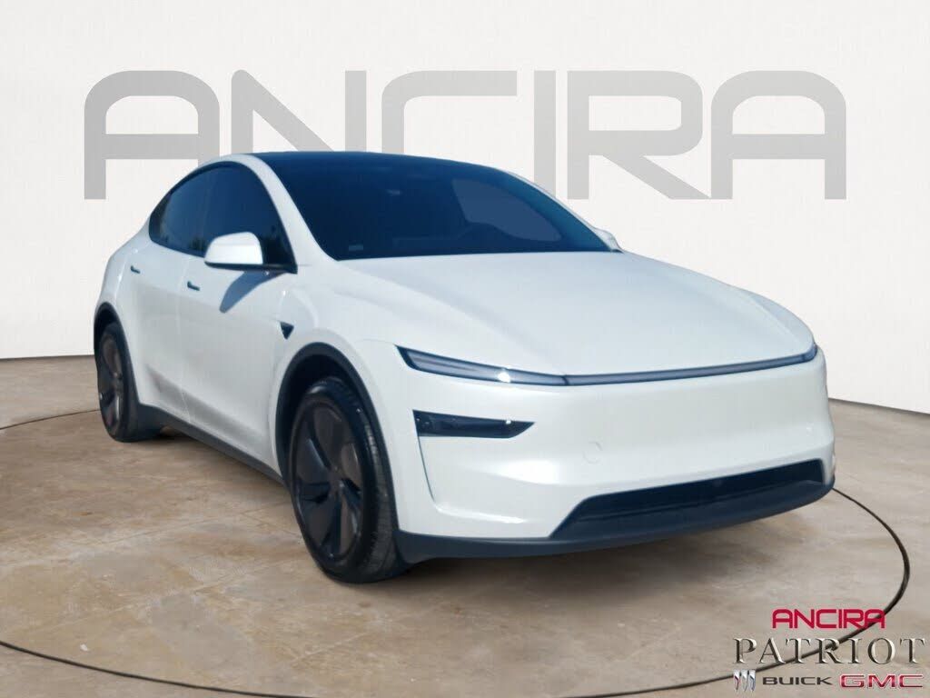2026 TESLA Model Y
