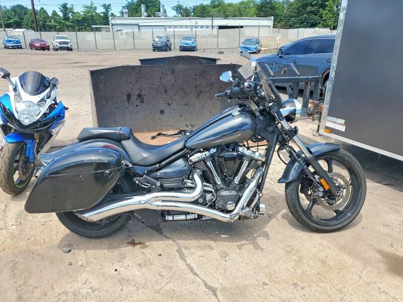 2015 YAMAHA XV19C