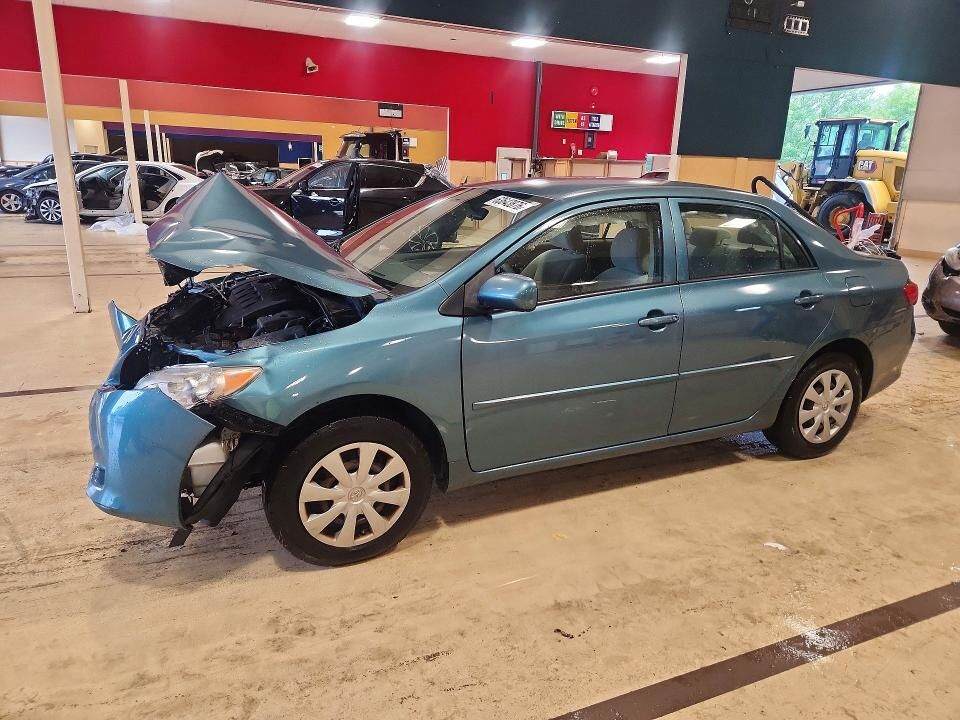 2010 TOYOTA Corolla
