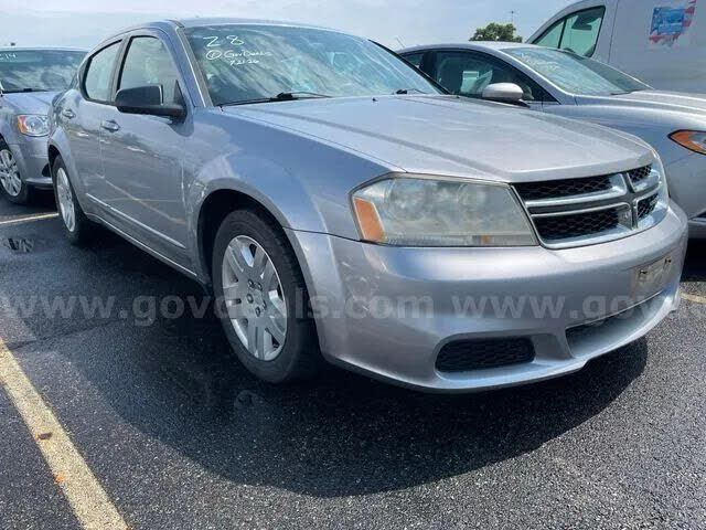 2013 DODGE Avenger
