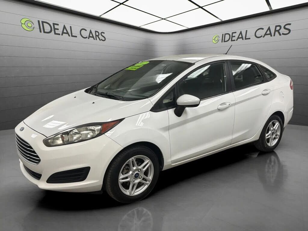 2017 FORD Fiesta