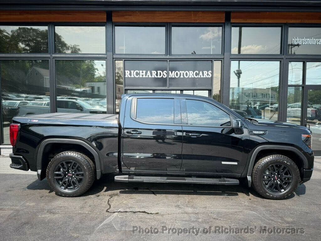 2024 GMC Sierra