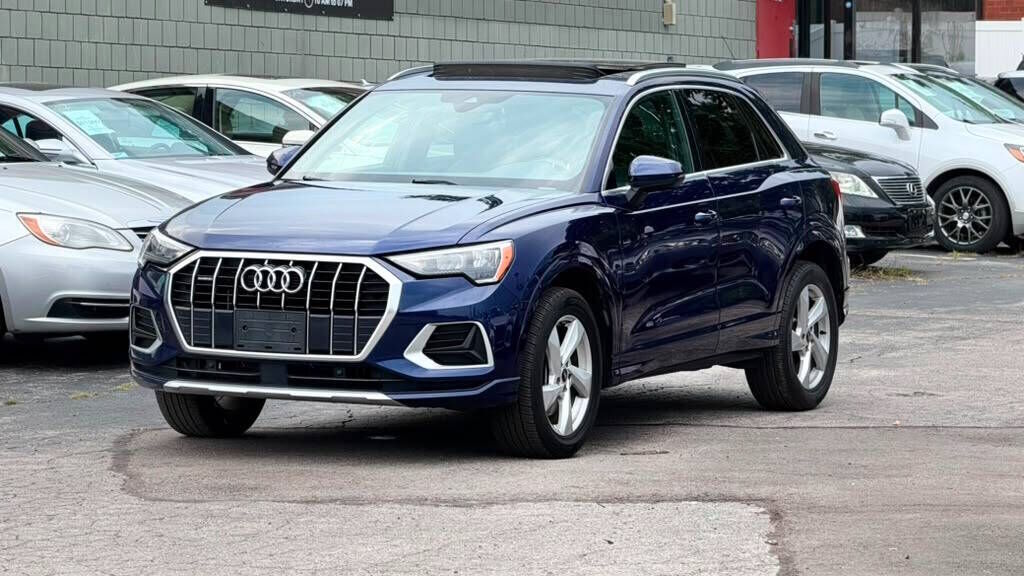 2021 AUDI Q3
