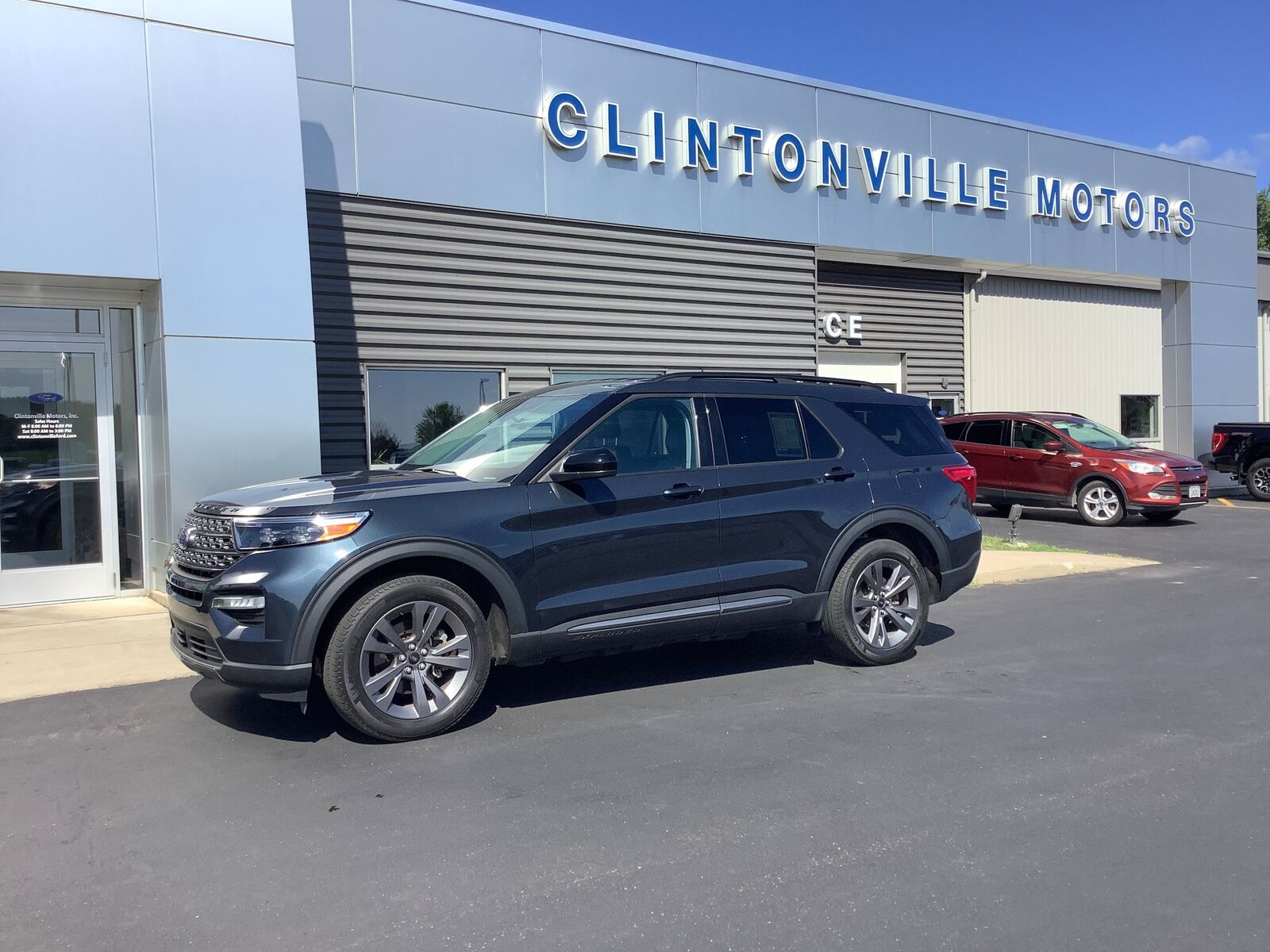2023 FORD Explorer