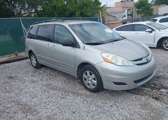 2008 TOYOTA Sienna