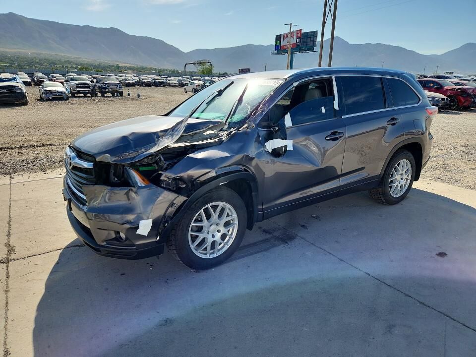 2016 TOYOTA Highlander