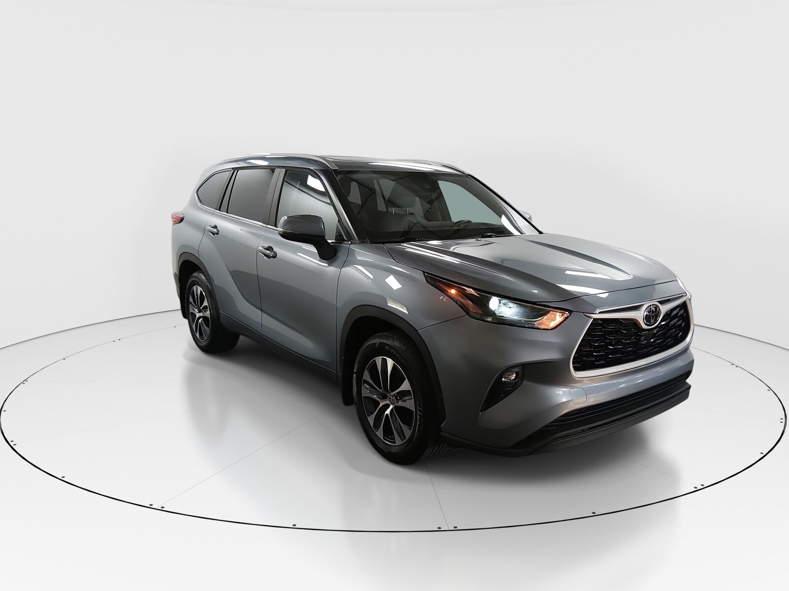 2023 TOYOTA Highlander
