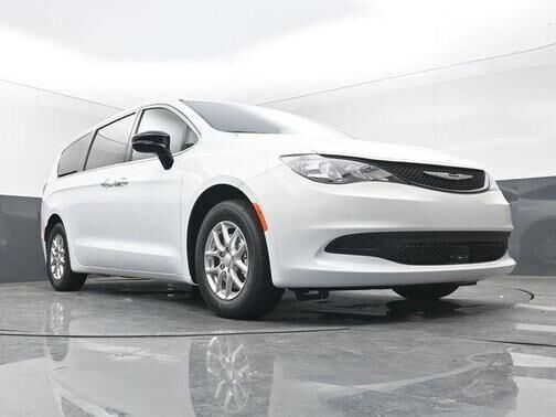 2027 CHRYSLER Voyager