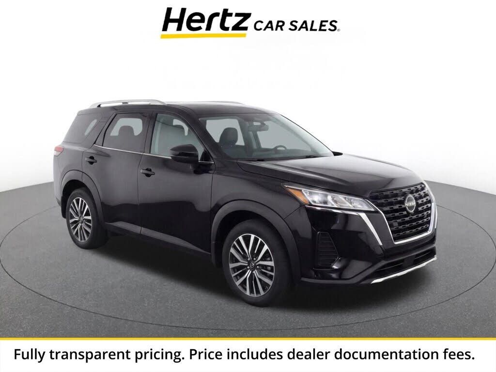 2024 NISSAN Kicks