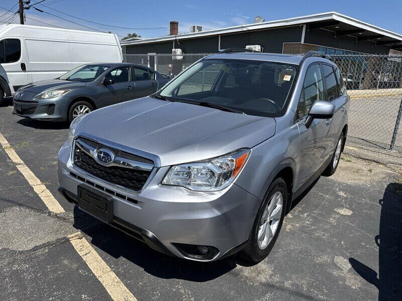 2016 SUBARU Forester