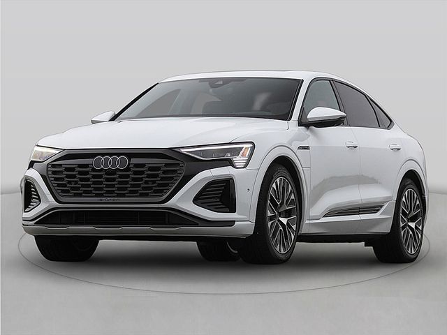 2024 AUDI Q8