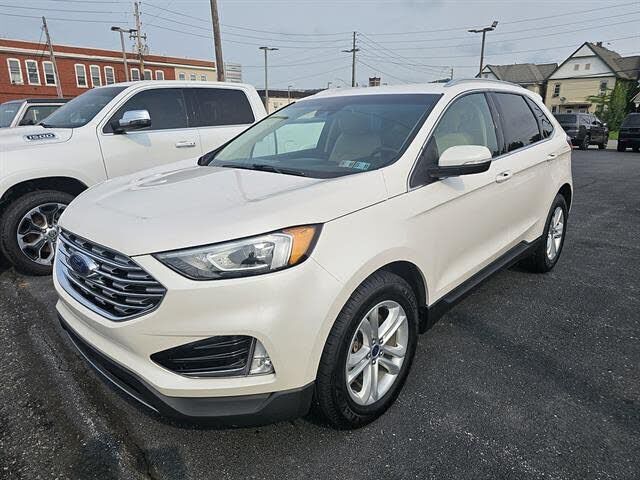 2019 FORD Edge