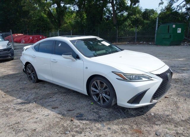2019 LEXUS ES