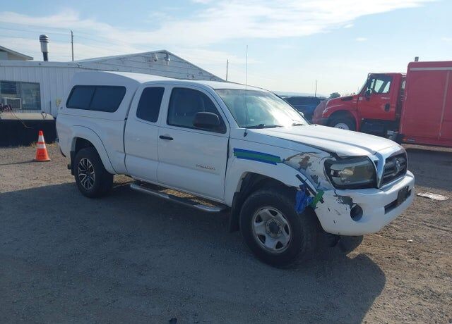 2005 TOYOTA Tacoma
