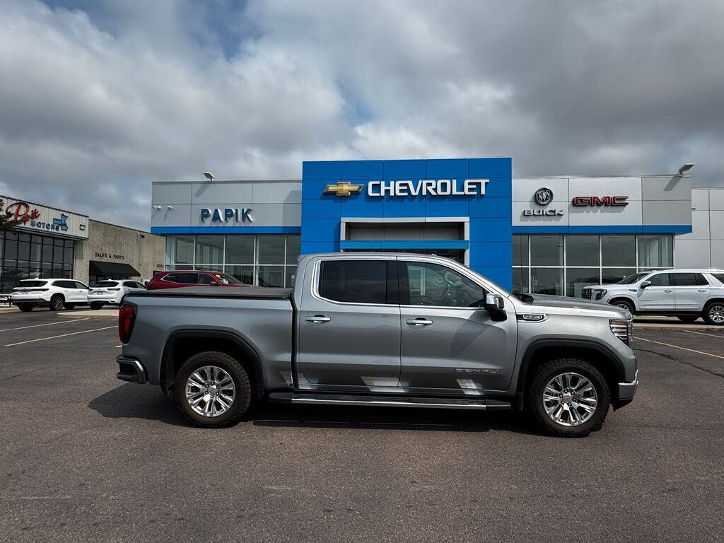 2023 GMC Sierra