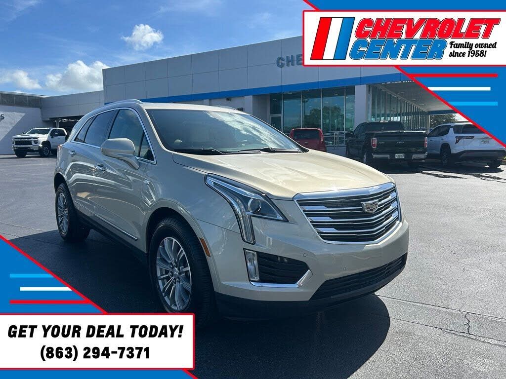 2017 CADILLAC XT5